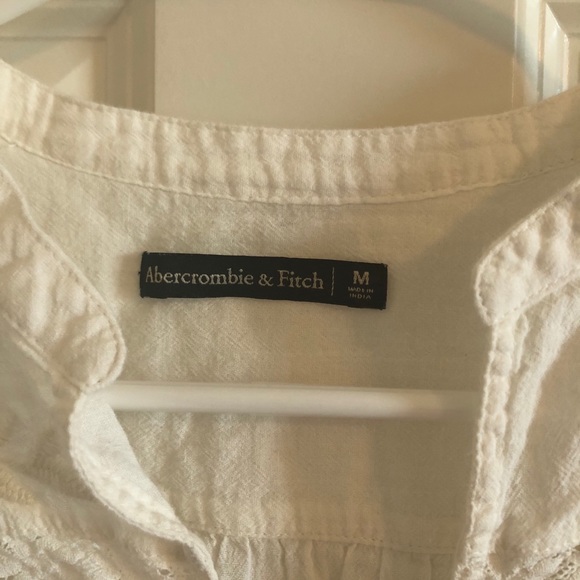 Abercrombie and Fitch Embroidered Blouse - Picture 2 of 6